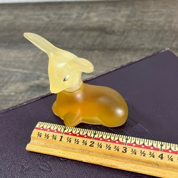 Vintage Avon deer bottle fragrance Fawn precious doe Swwet Honesty collectible - Picture 3 of 6